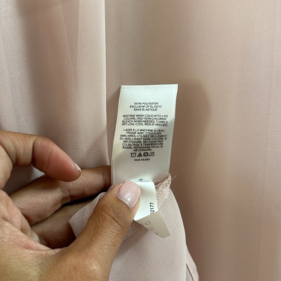 NWT Express Blush Pink Blouse - Size L - Picture 11 of 11